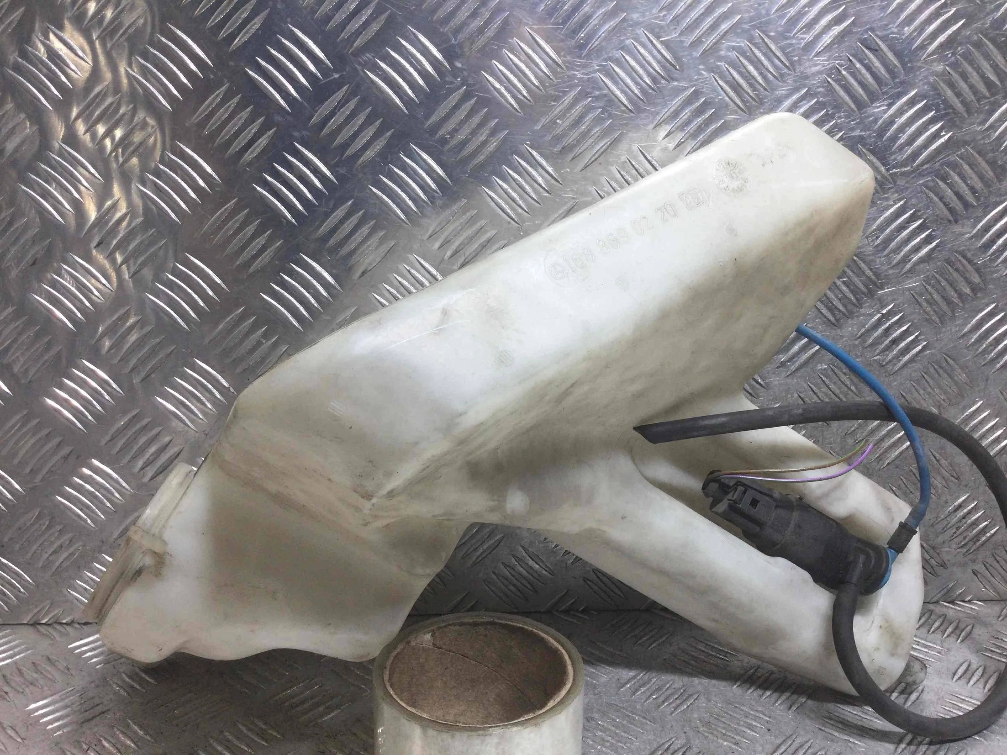 Бачок омывателя Mercedes A-klasse W168 (1997-2001) бензин 1.6 i Автомат Х/б