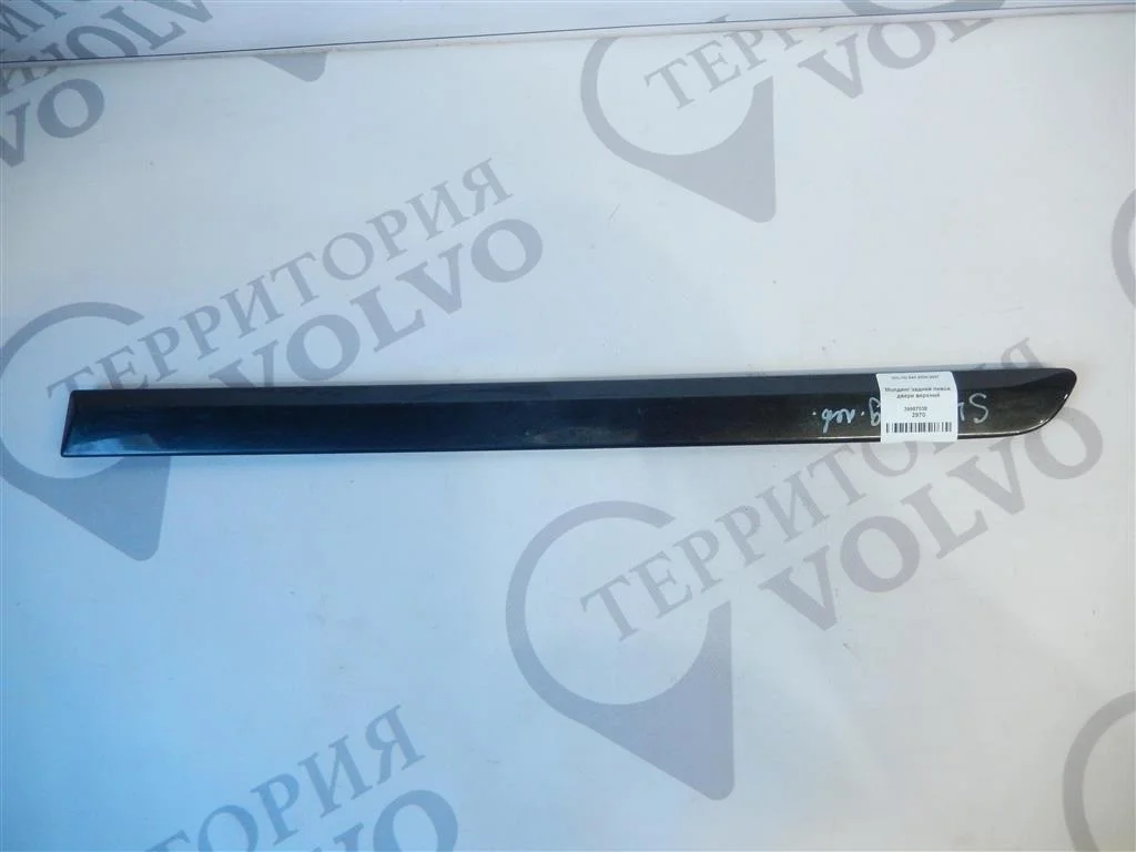 Молдинг задней левой двери верхний