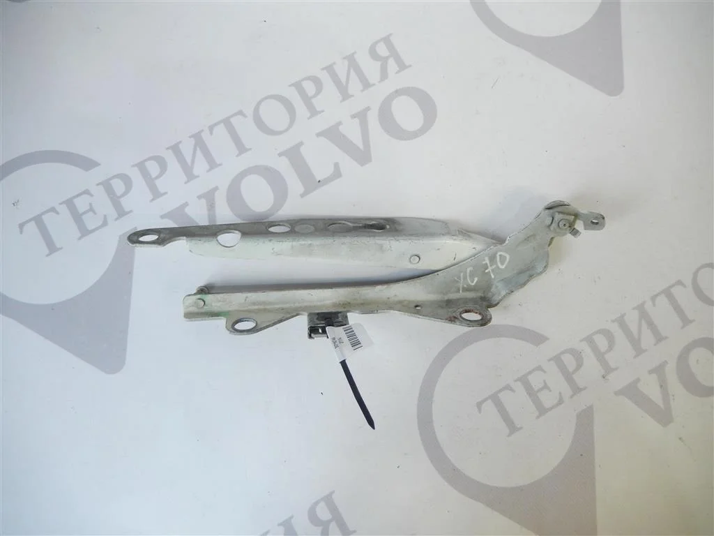 Петля капота левая