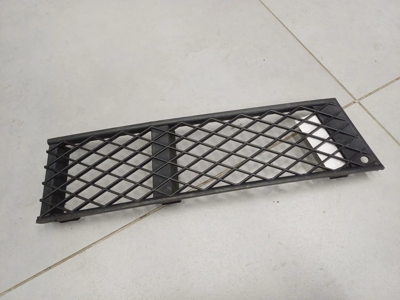 Решётка в бампер правая для BMW 7 F01 F02 2008-2015