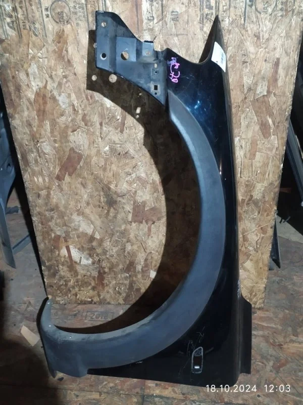 Крыло VOLVO XC70 2002 SZ