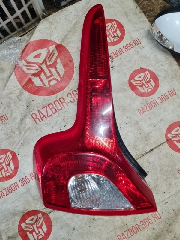 Фонарь VOLVO C30 2011 MK