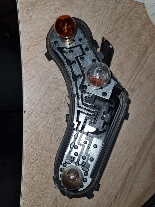 Держатель ламп Peugeot 3008 2011 U5