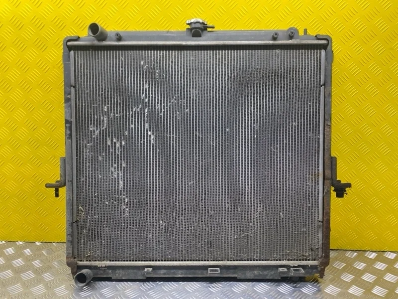 Радиатор (основной) Nissan Navara (D40) 2004-2015 2010 21410EB30A 2.5 D YD25DDTI