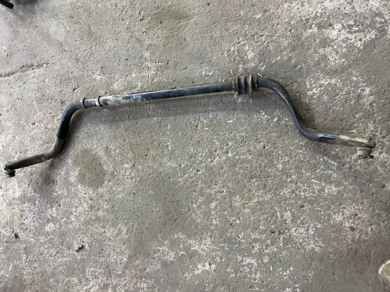 Стабилизатор подвески (поперечной устойчивости) передний Nissan Navara (D40) 2004-2015 2010 54611EB31C ПИКАП 2.5 D YD25DDTI