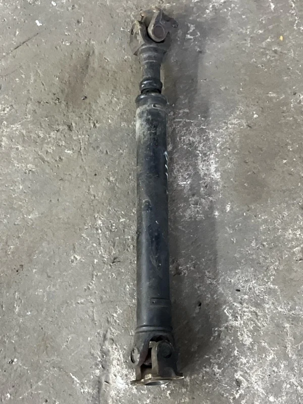 Карданный вал передний Nissan Navara (D40) 2004-2015 2010 37200EB300 ПИКАП 2.5 D YD25DDTI