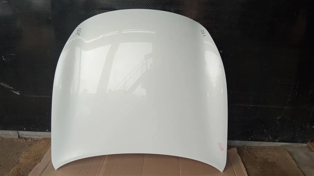 Б.у. капот INFINITI M37 Y51 INFINITI M37 Y51