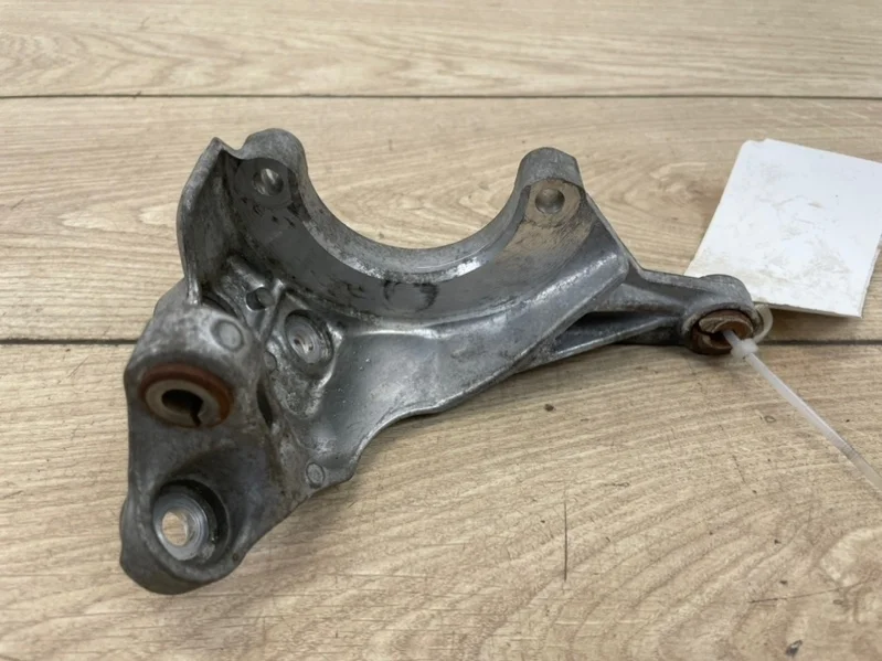 Кронштейн гидроусилителя VW Touareg 2 2010-2018 7P