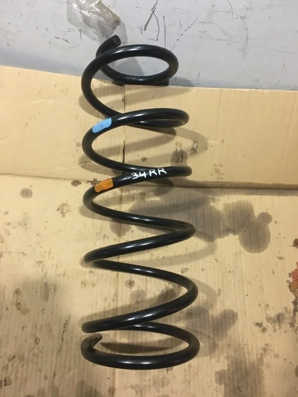 Пружина задняя Toyota Land Cruiser 2015 4823160A40 URJ200 1VD-FTV 4.5, задняя правая