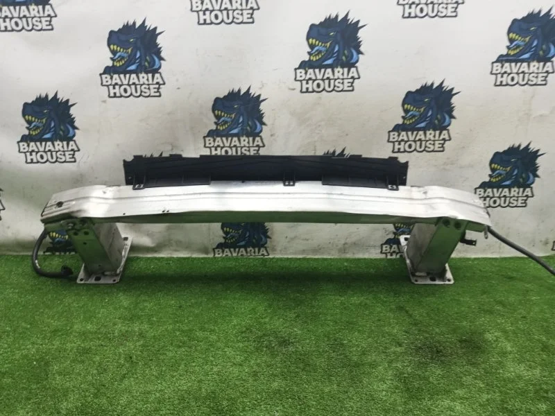 Усилитель переднего бампера Audi Q5 2013 8R0807113C 8R CNC