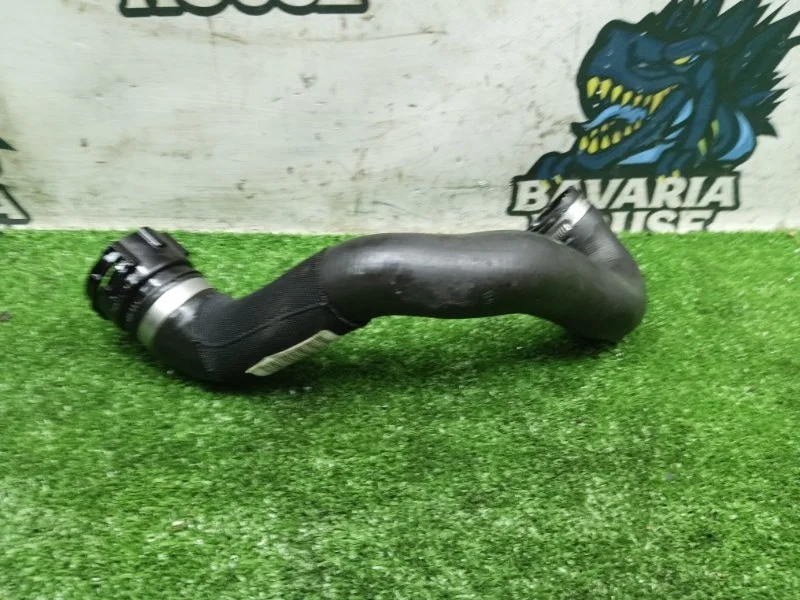 Патрубок системы охлаждения BMW 5 2010 11537593513 F10 N55B30A