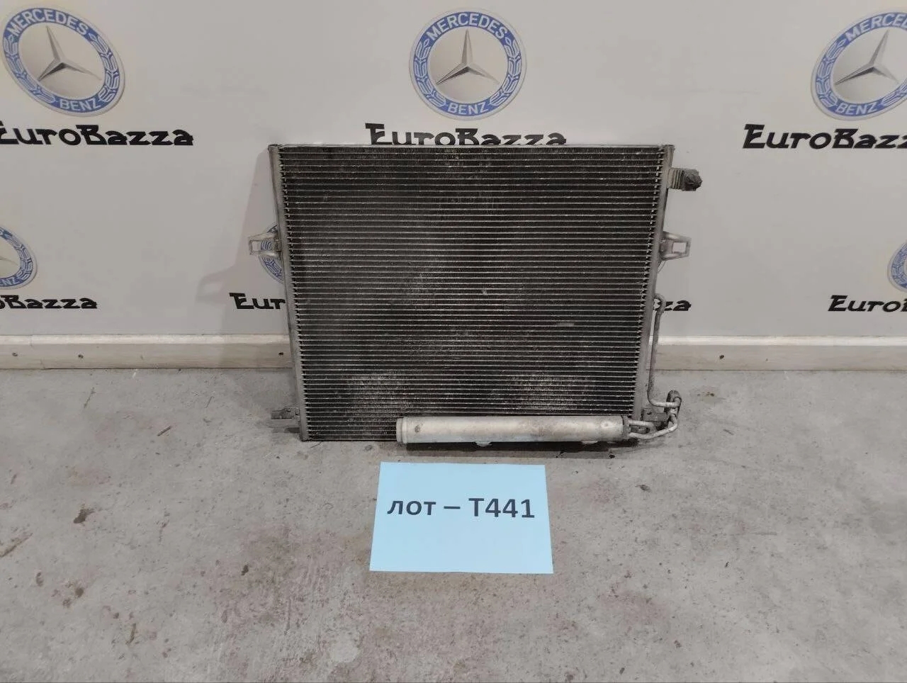 Радиатор кондиционера Mercedes W251