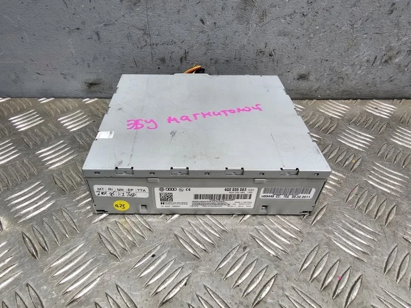 Магнитола Audi A1 8X