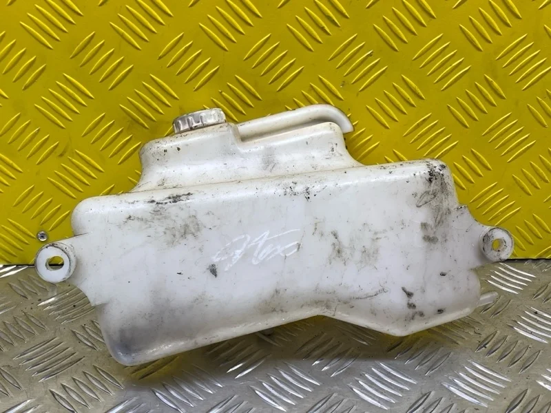 Бачок расширительный Mitsubishi L200 (2006-2015) 2007 MN135072 ПИКАП 2.5 D 4D56