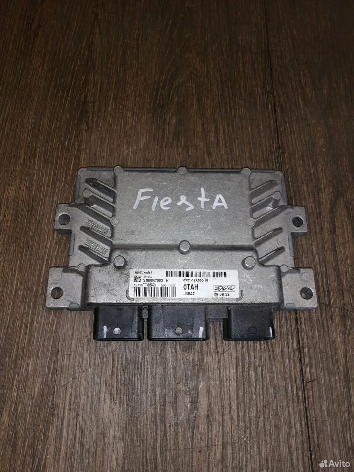 Блок управления двигателем ford fiesta mk6