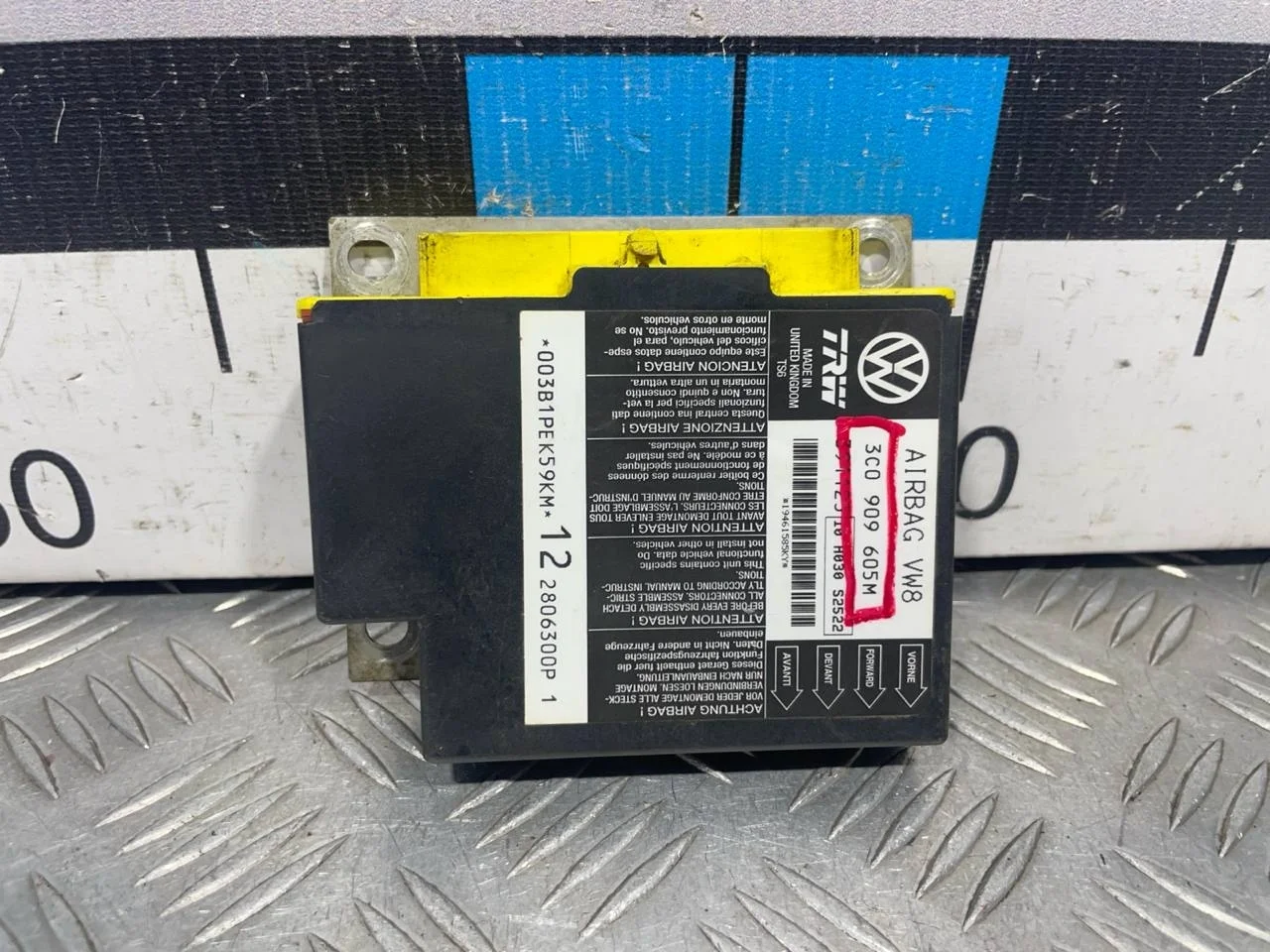 [Б/У] Блок управления AIR BAG VW Passat B6 [Код: 00388040 ]