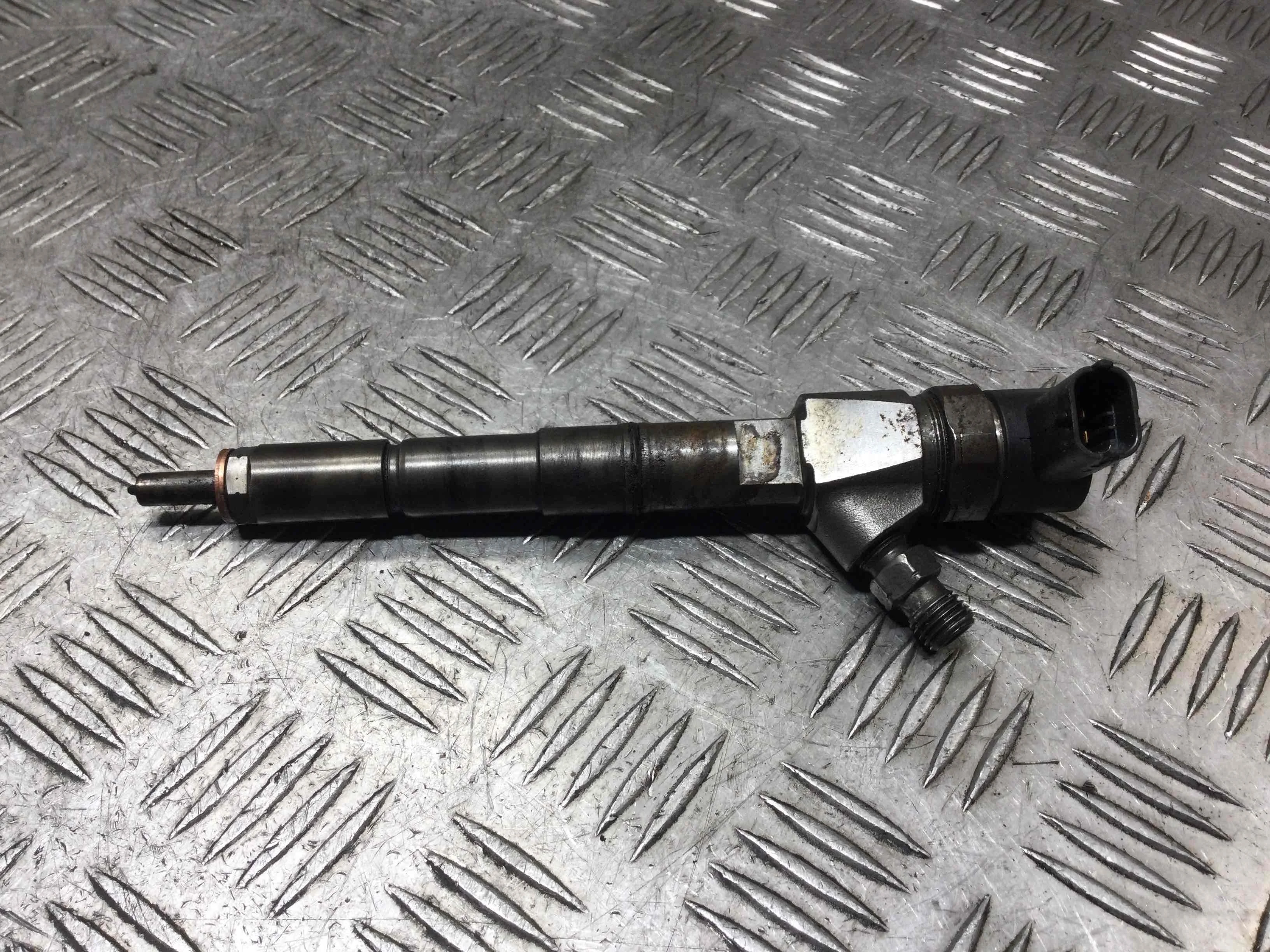 Форсунка Opel Insignia 1 поколение (2008-2013) дизель 2.0 CDTi Механика