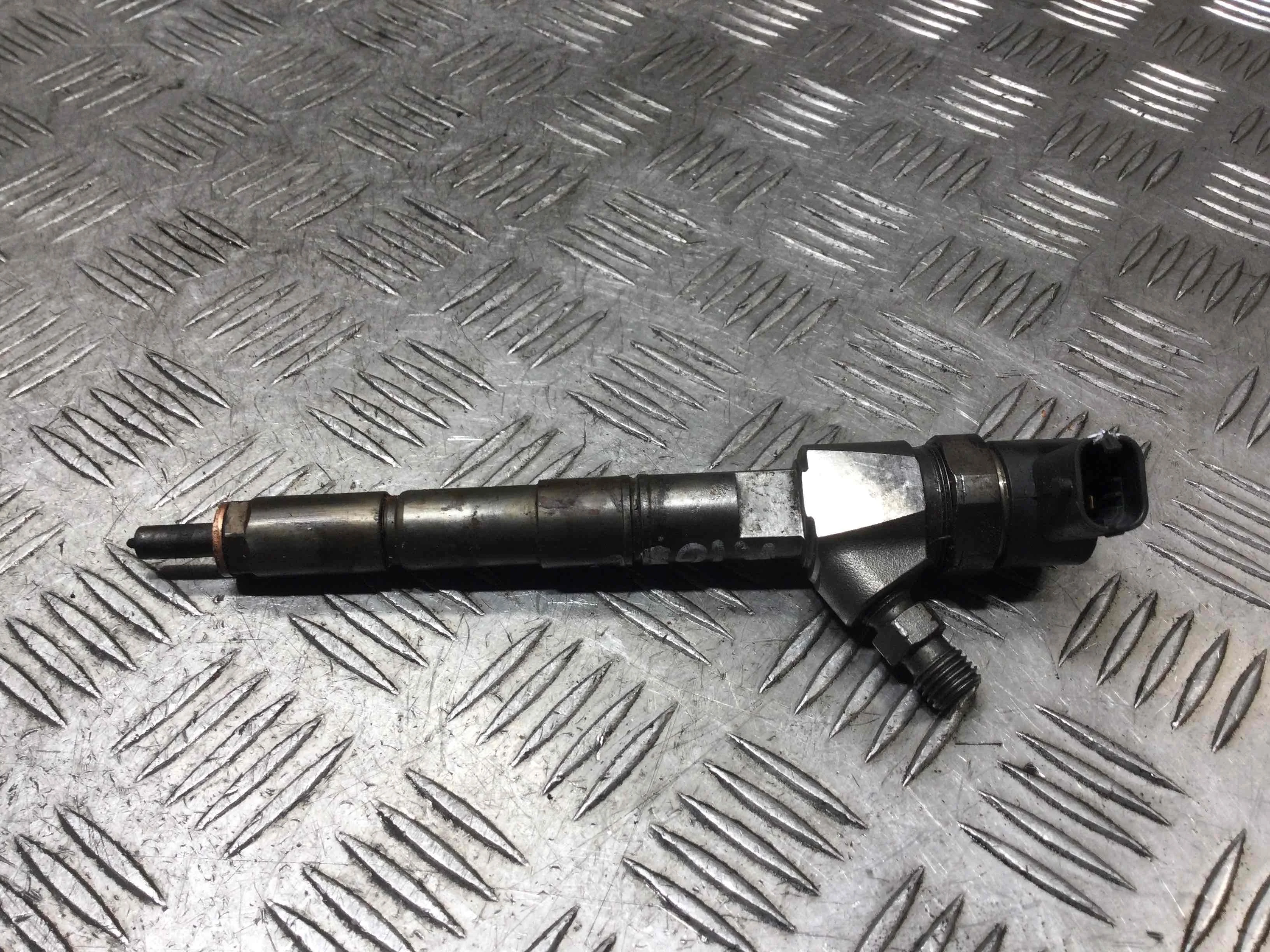 Форсунка Opel Insignia 1 поколение (2008-2013) дизель 2.0 CDTi Механика