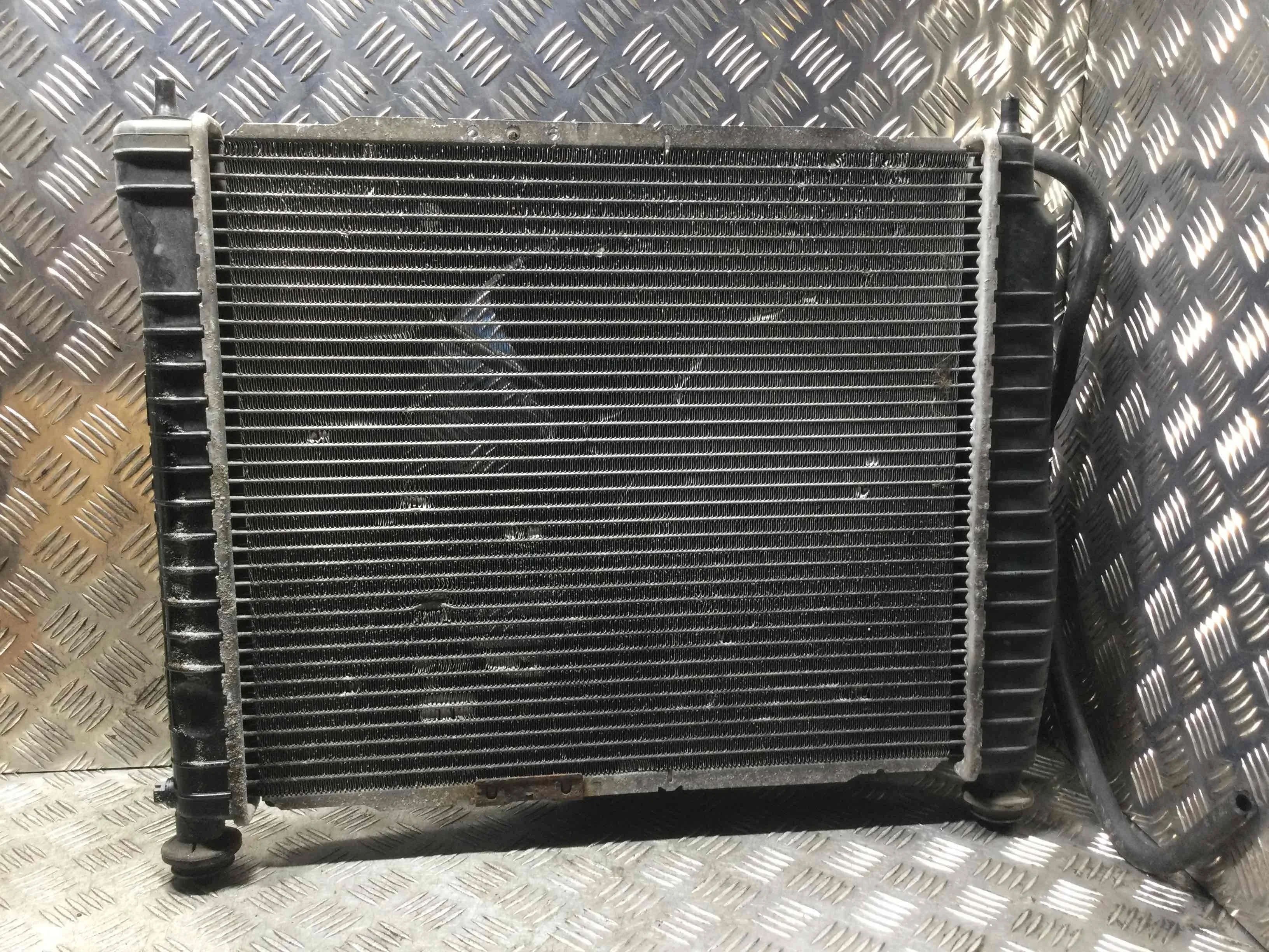 Радиатор (основной) Chevrolet Kalos 1 поколение 2003 - 2008 бензин 1.2 i Механика Х/б