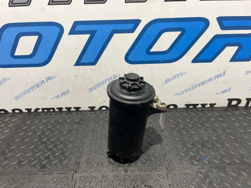 Бачек гур Bmw X6 2013 32416782286 E71 N55B30A