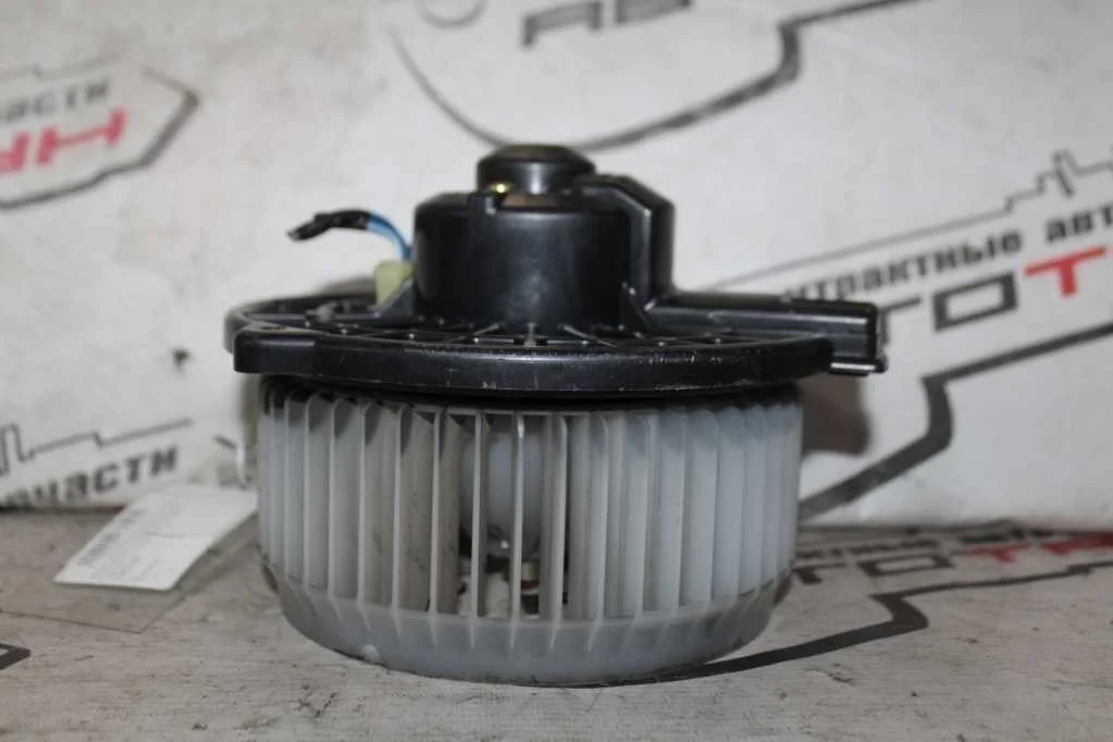 МОТОРЧИК ПЕЧКИ HONDA CIVIC FERIO CIVIC HYBRID CR-V ELEMENT STREAM EN2 ES1 ES2 ES3 ES9 ET2 RD4 RD5 RD6 RD7 RN1 RN2 RN3 RN4 RN5 YH2 79310S5A003