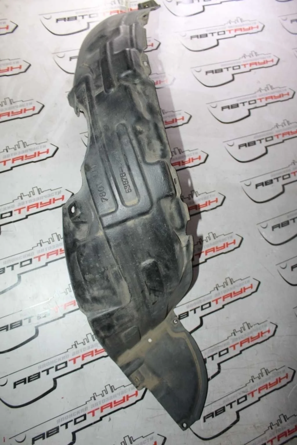 ПОДКРЫЛОК TOYOTA ПЕРЕД ЛЕВО 5387632080