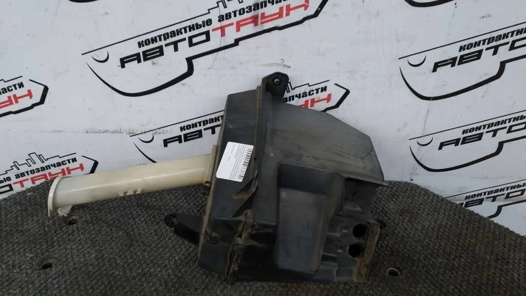 БАЧОК ОМЫВАТЕЛЯ MITSUBISHI CHARIOT GRANDIS RVR SPACE RUNNER SPACE WAGON N61W N64W N64WG N71W N73W N73WG N74W N74WG N84W N86W N94W N96W MR339011