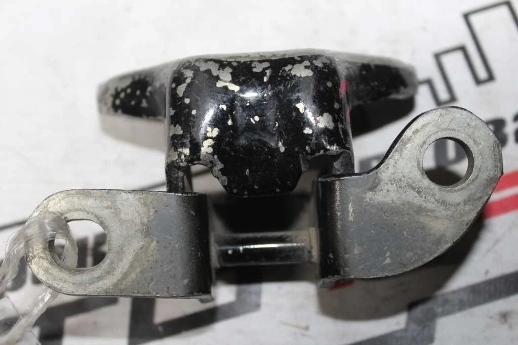 ПЕТЛЯ ДВЕРИ TOYOTA LEXUS DAIHATSU ЗАД ПРАВО ВЕРХ 6875005020