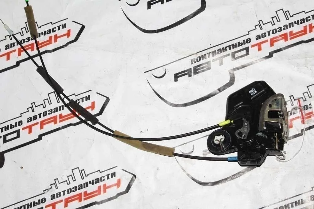 ЗАМОК ДВЕРИ TOYOTA ЗАД ПРАВО 6905002101