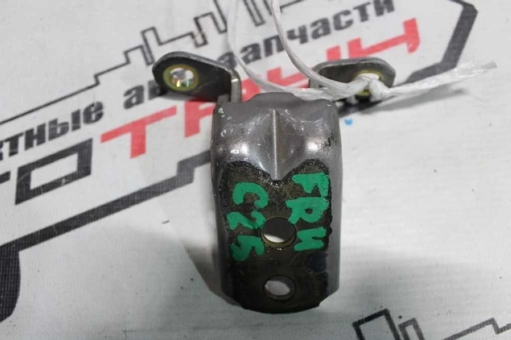 ПЕТЛЯ ДВЕРИ NISSAN SUZUKI ... QUEST ROGUE SENTRA SERENA SYLPHY TEANA TIIDA X-TRAIL B17... TNJ31 TNT31 TNU31 TNZ51 TU31 TZ50 TZ51 Z51 ПЕРЕДНИЕ ПРАВЫЕ ВЕРХНИЕ 824214P000