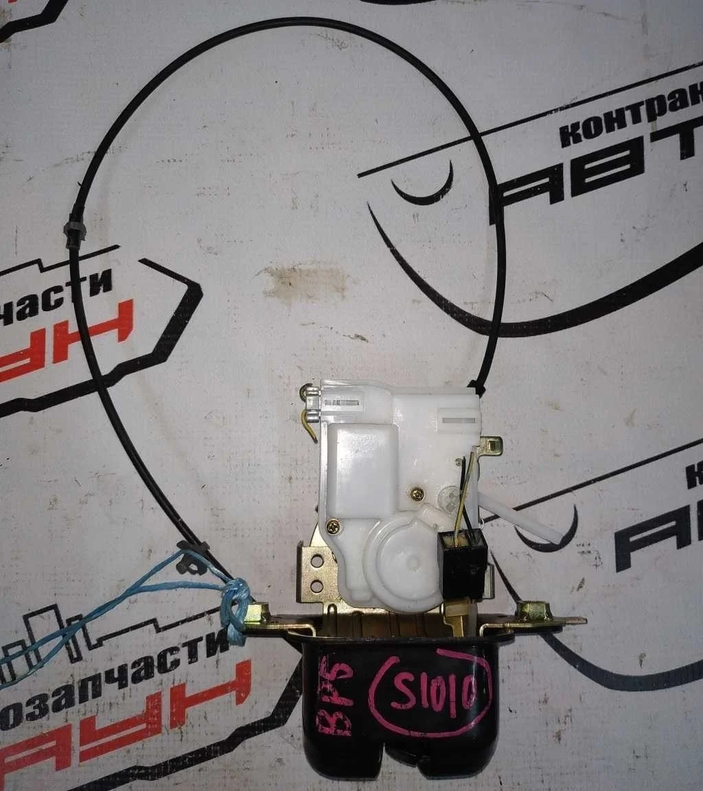 ЗАМОК БАГАЖНИКА SUBARU 63032AG001