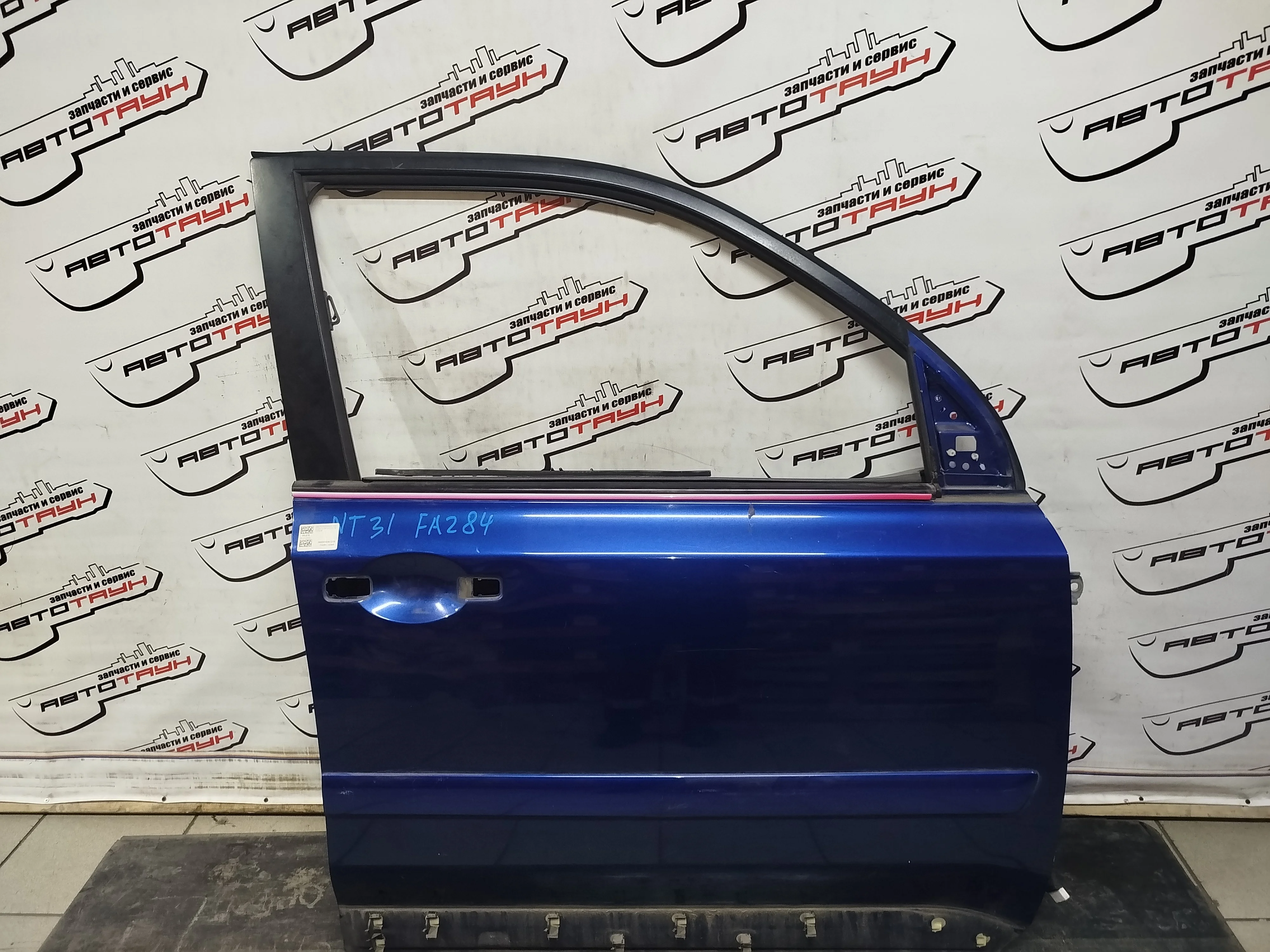 ДВЕРЬ NISSAN X-TRAIL DNT31 NT31 T31 TNT31 H0100JG0MM ПЕРЕДНЯЯ ПРАВАЯ синий, B53 FA284