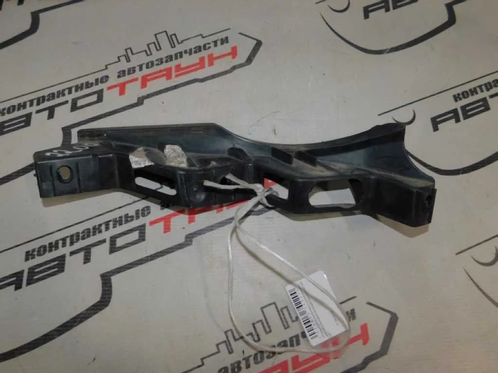 КРОНШТЕЙН БАМПЕРА VOLKSWAGEN ПЕРЕД ПРАВО 3C0807890