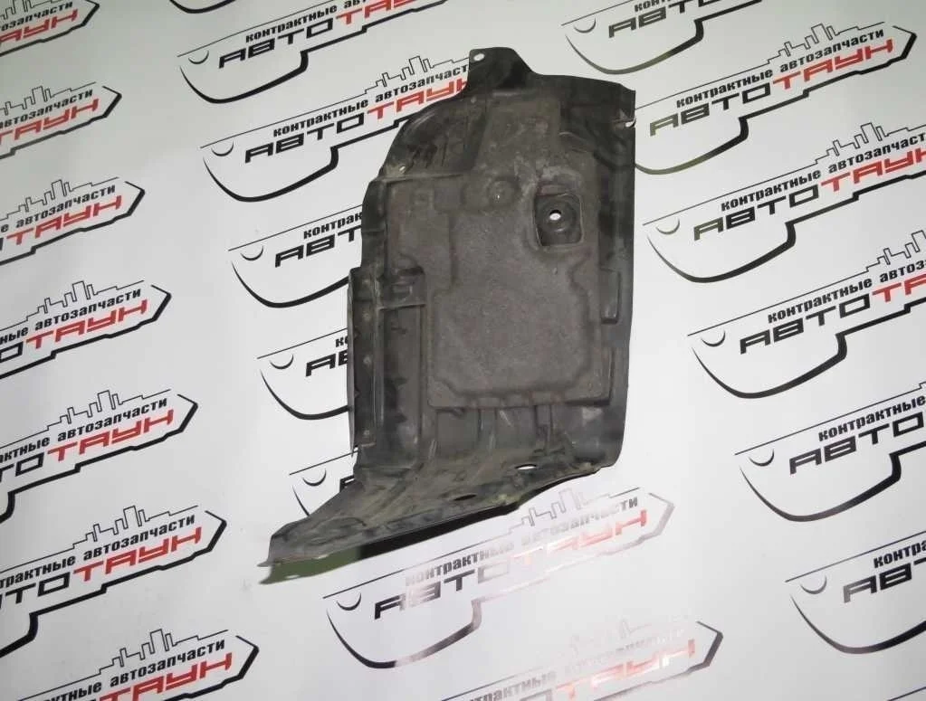 ПОДКРЫЛОК NISSAN ПЕРЕД ЛЕВО 638459Y500