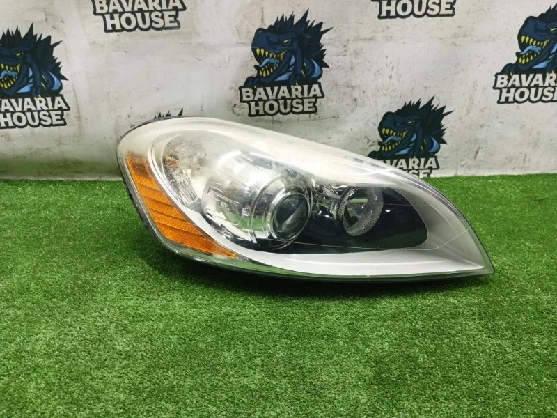 Фара правая Volvo XC60 2011 31420682 B4204T6