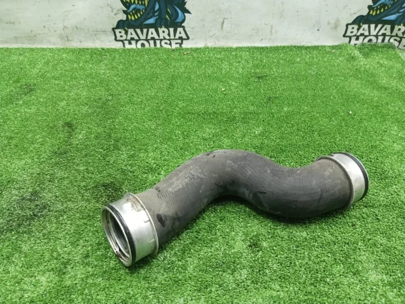 Патрубок интеркулера volkswagen Passat 2010 3C0145832Q B6 CDA