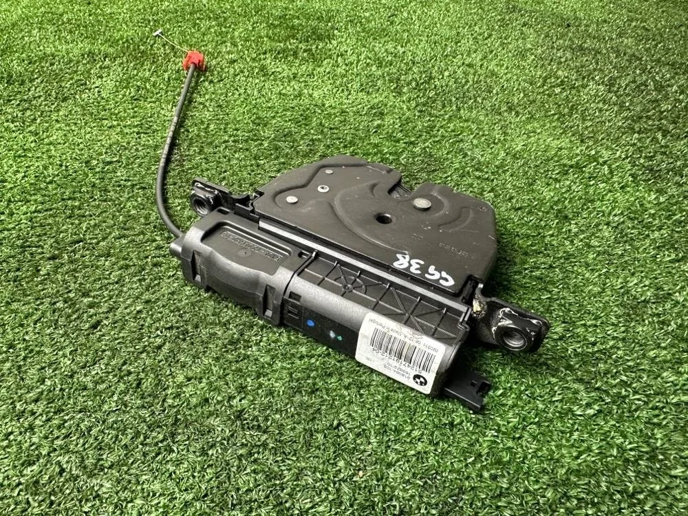 Замок багажника BMW F10