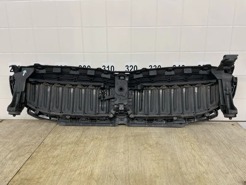 Решетка радиатора Bmw 3 2018 2019 2020 2021 2022 2023 51749465188 G20 G21 G28