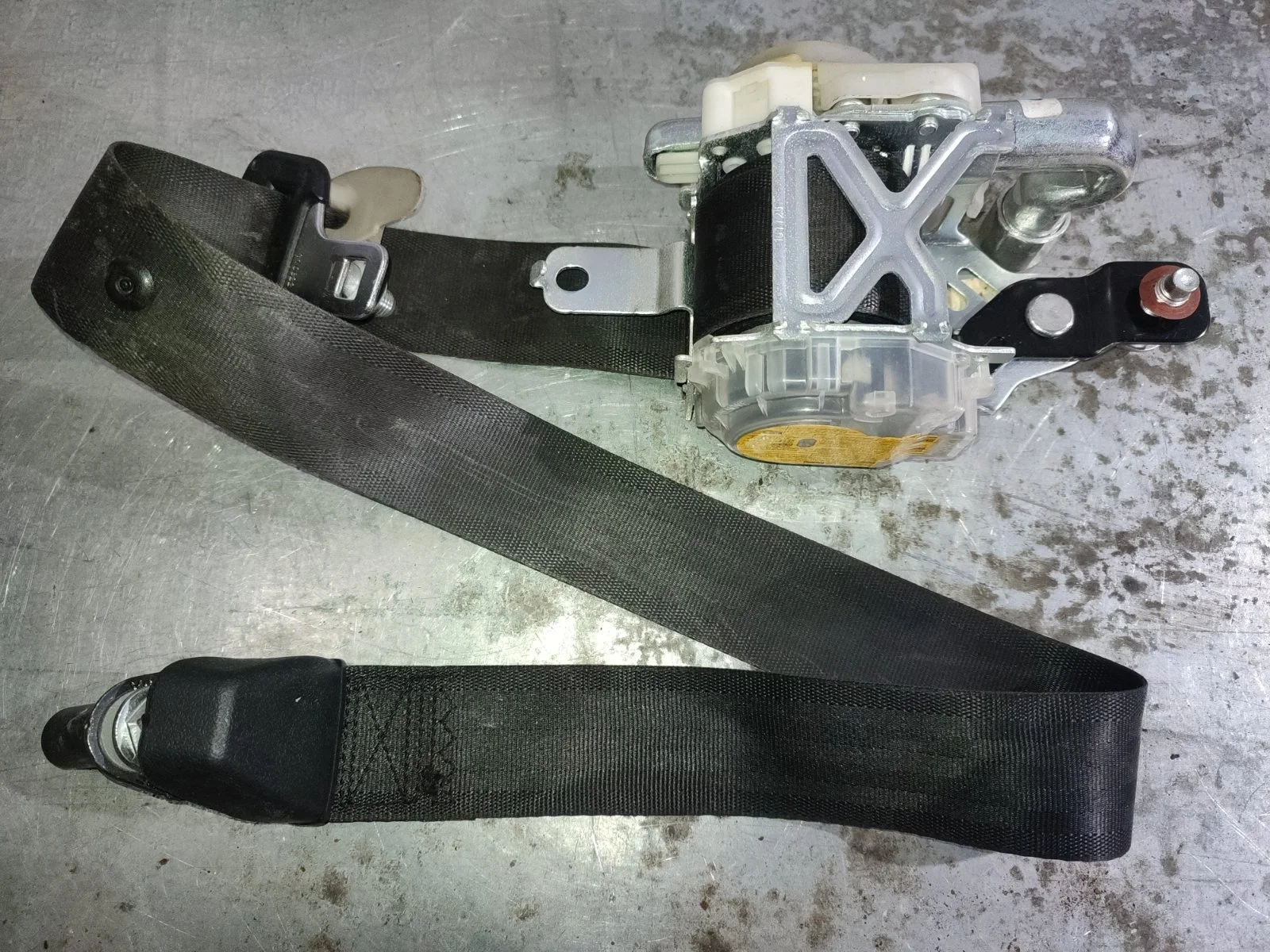 Ремень безопасности Ssangyong Actyon C200