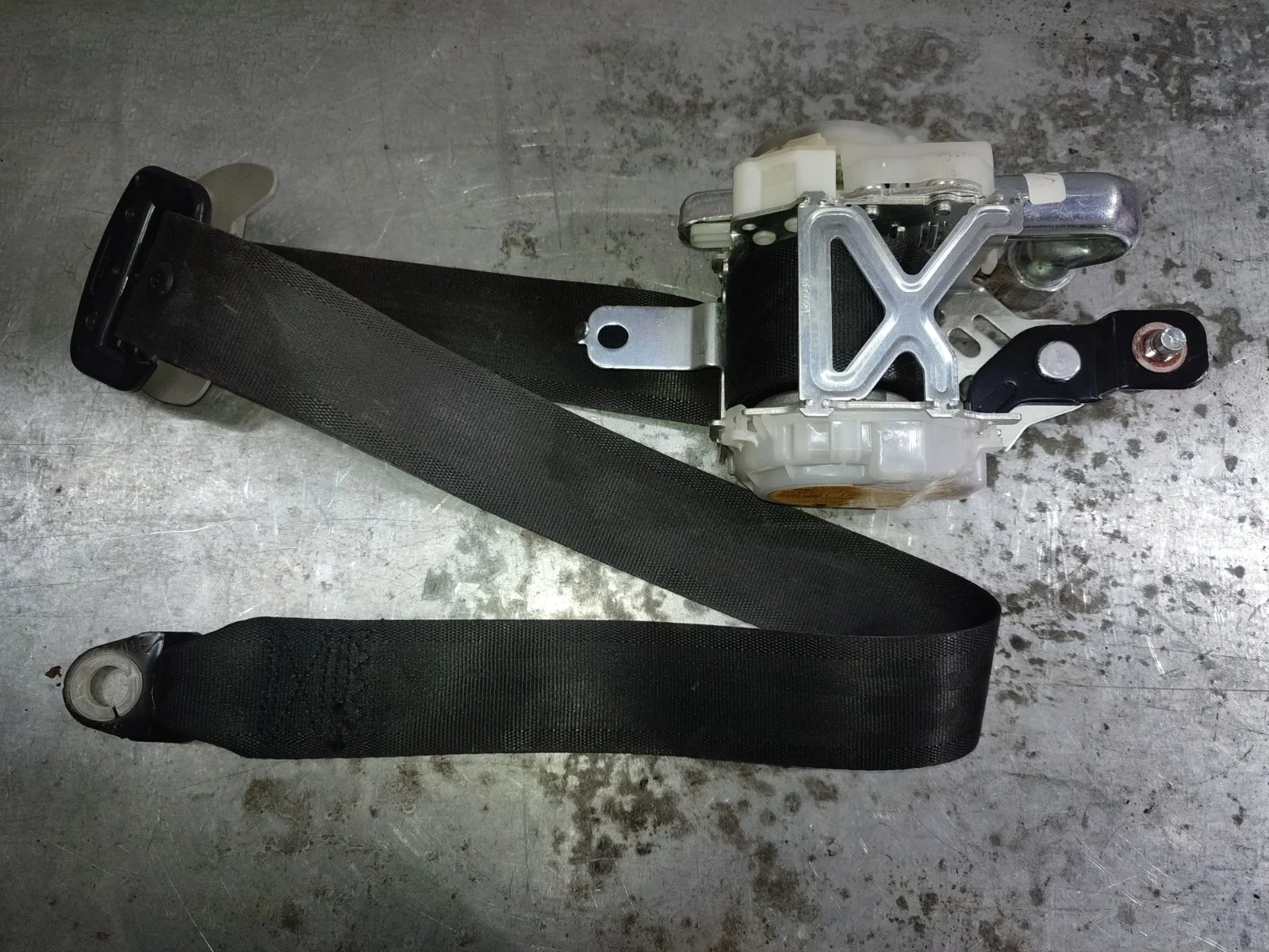 Ремень безопасности Ssangyong Actyon C200