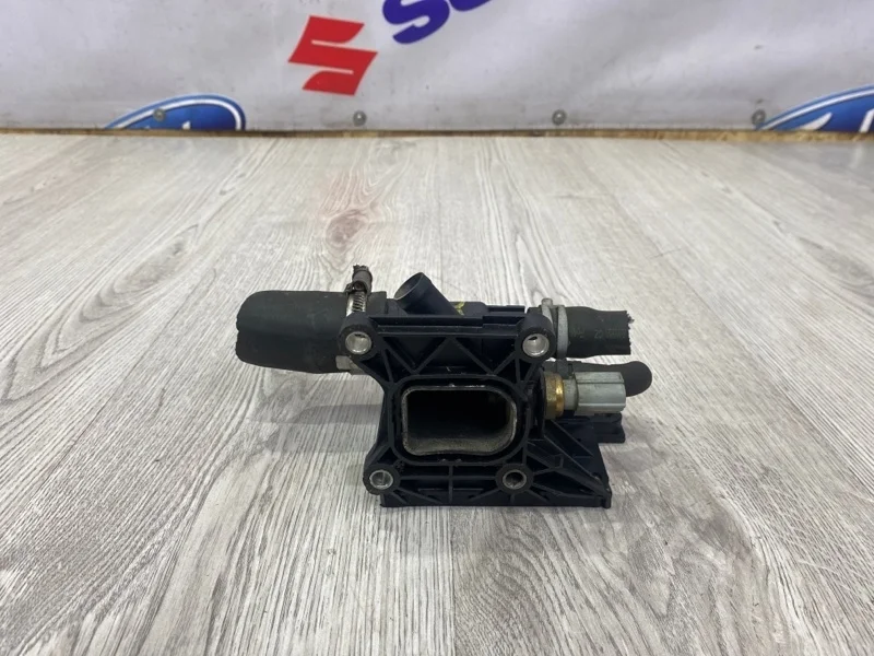 Фланец системы охлаждения FORD MONDEO 4 2009 BE