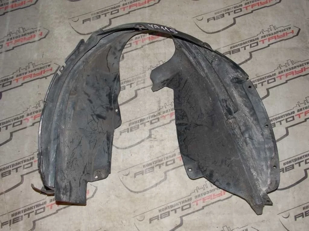 ПОДКРЫЛОК SUZUKI ПЕРЕД ЛЕВО 7232280J00