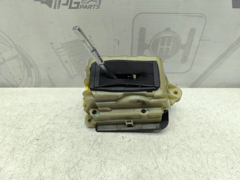 Селектор акпп Mercedes-benz 2008 W204