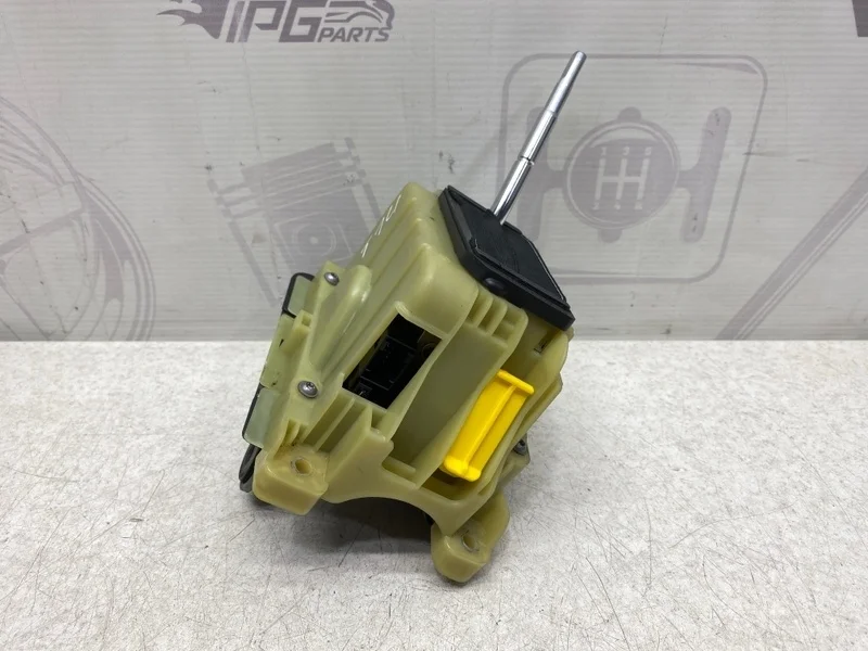 Селектор акпп Mercedes-benz 2008 W204