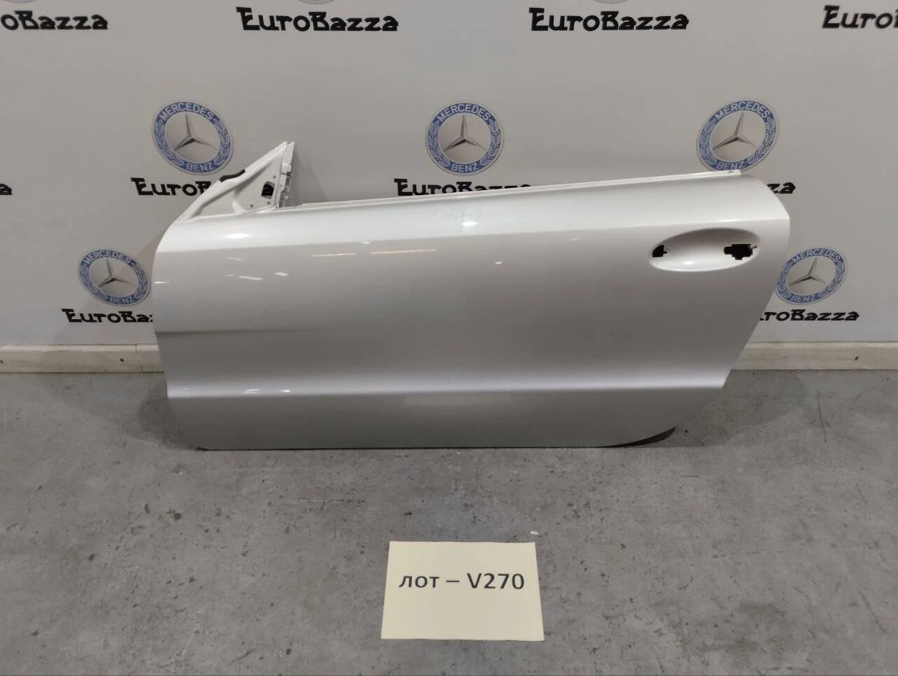 Левая дверь Mercedes R230