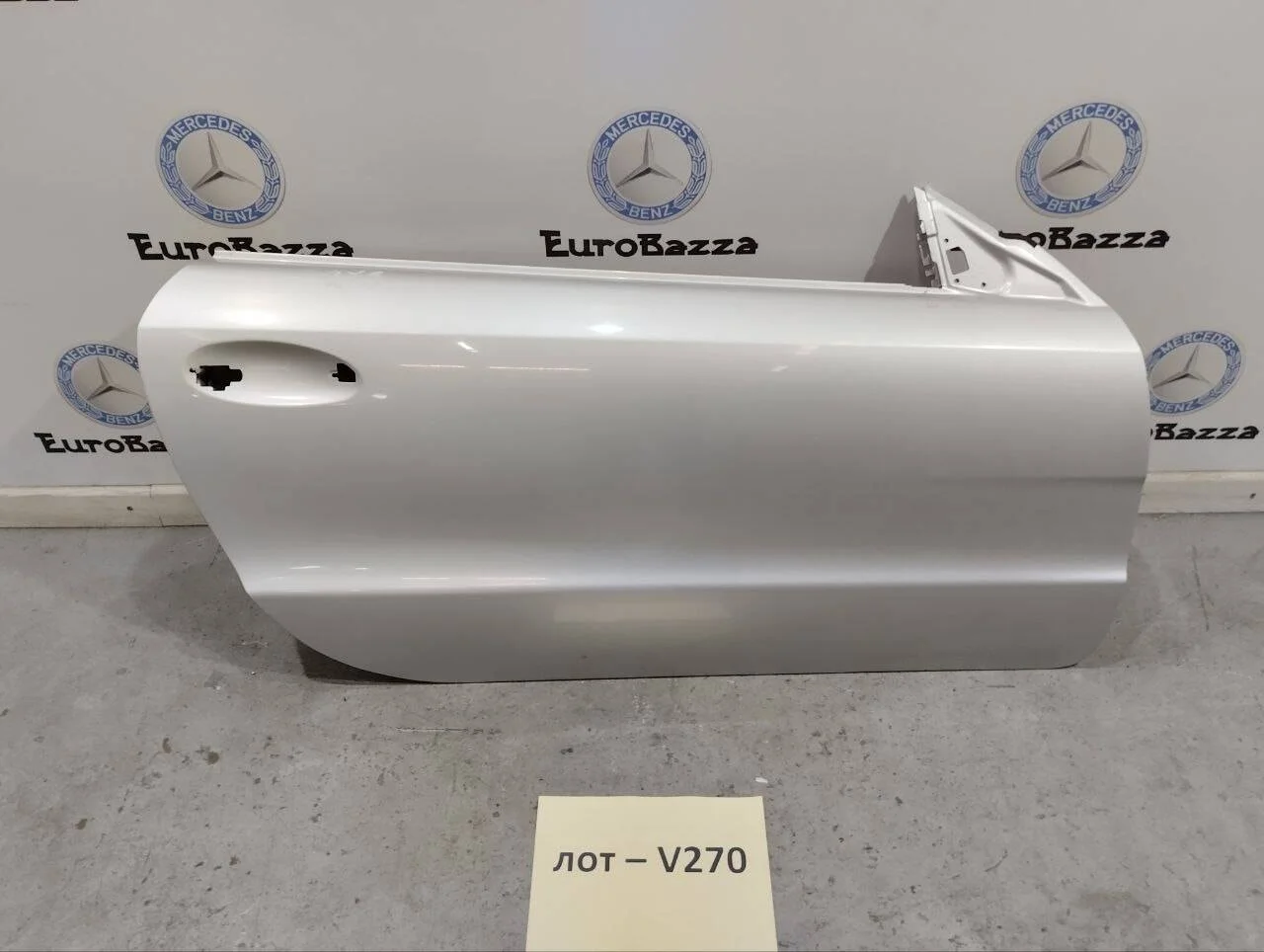 Правая дверь Mercedes R230