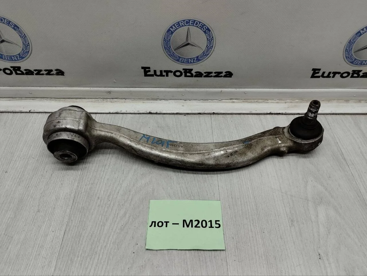 Рычаг передний верхний правый Mercedes W203