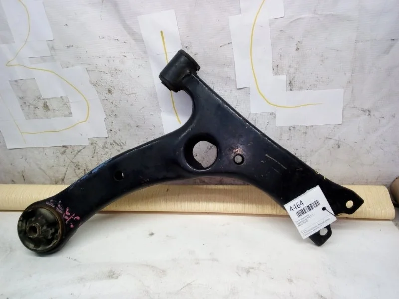 Рычаг Toyota Corolla, Allion, Premio, Wich NZE121, ZZE122, NZT240, ZZT240, ZNE10