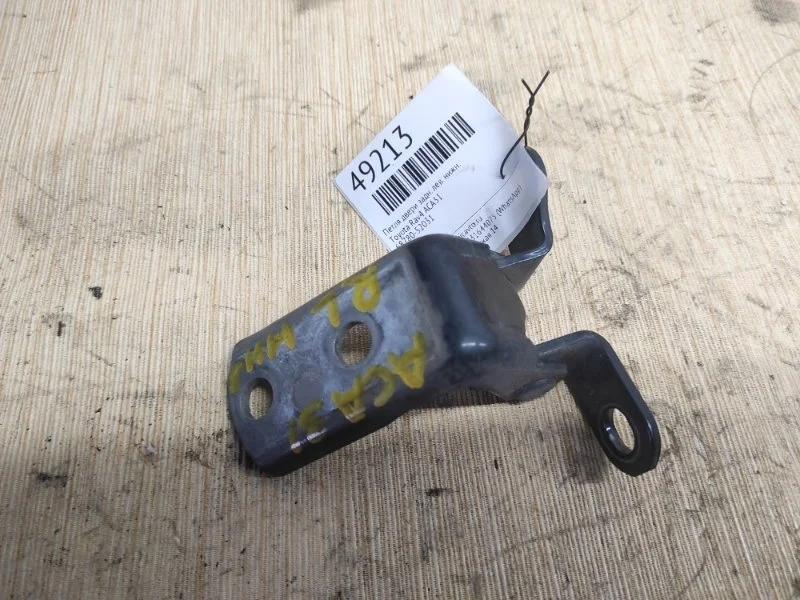 Петля двери нижняя Toyota Rav4, Vinguard ACA31, GSA33