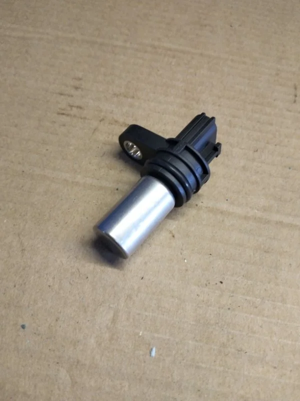 Датчик положения коленвала Nissan X-Trail NT30